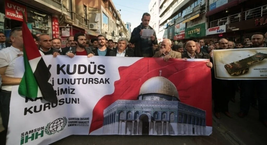 Karadeniz'den İsrail askerlerinin Mescid-i Aksa baskınına büyük tepki