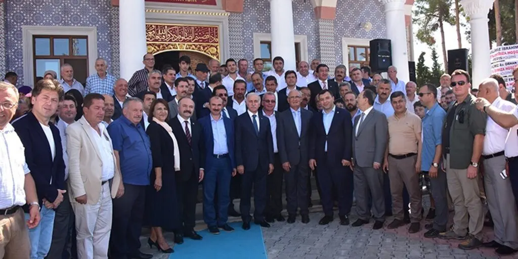  Başkan Yılmaz Bafra'da cami açılışına katıldı