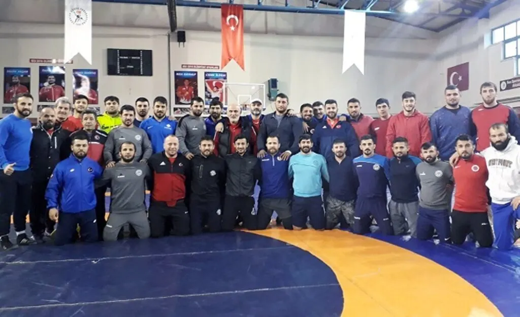 Serbest Güreş Milli Takımı Rusya'da