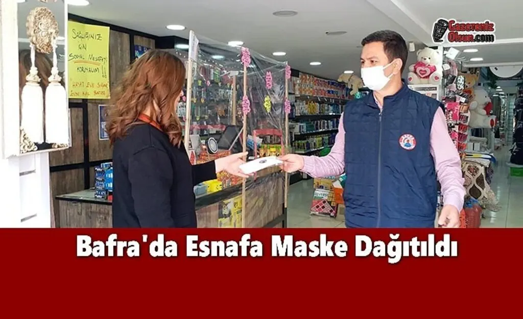 Bafra'da Esnafa Maske Dağıtıldı