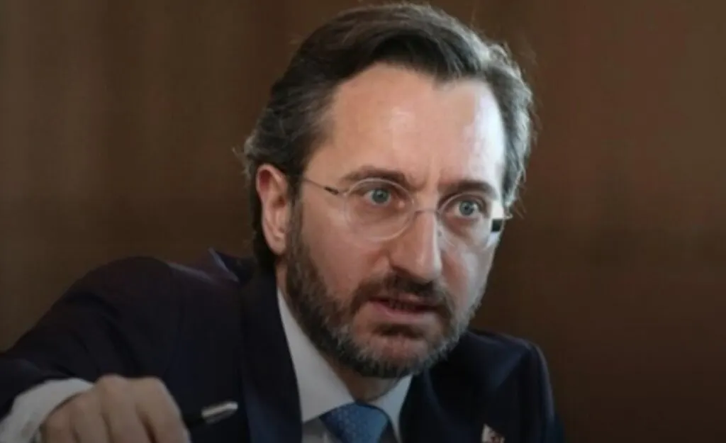 İletişim Başkanı Altun: Yunan makamlarının AA muhabirlerini hedef göstermesini kınadı