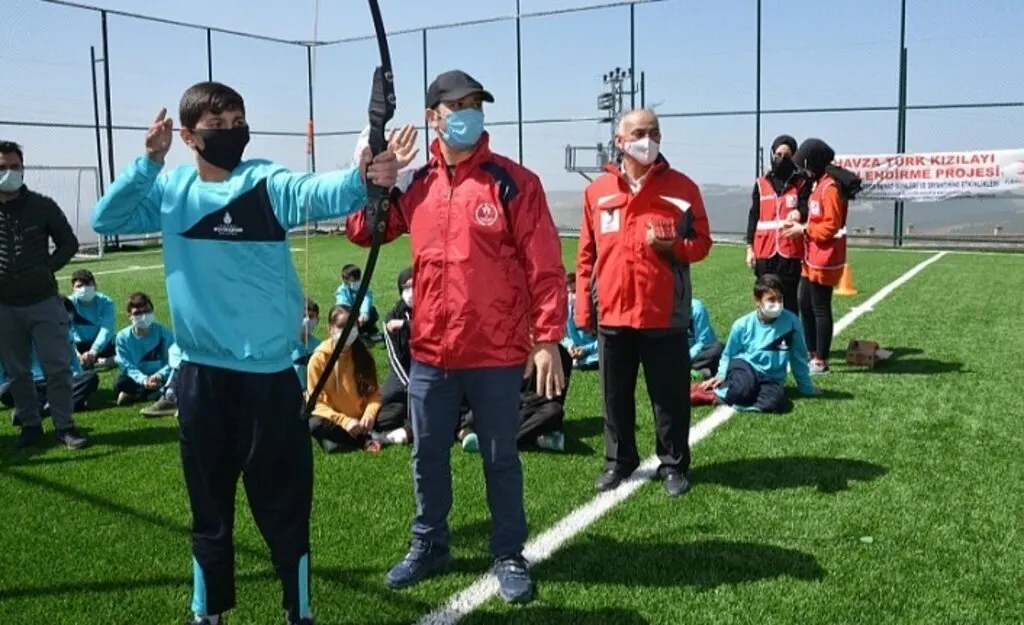 Havza Çakıralan’da Kızılay ile spor ve sanat günleri