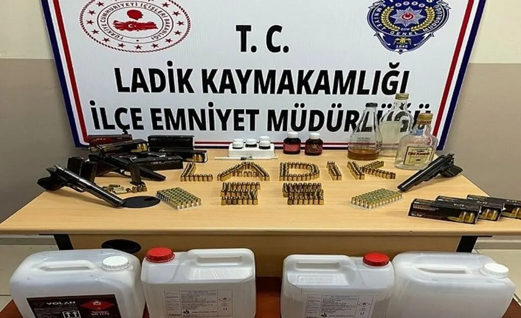 Ladik'te sahte alkol üretimi ve satışına baskın