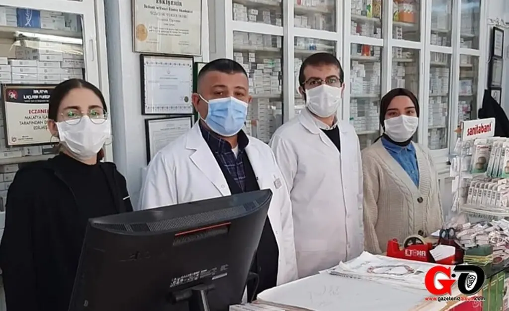 Eczacılar pandemide kaybettikleri meslektaşlarını unutmadı!