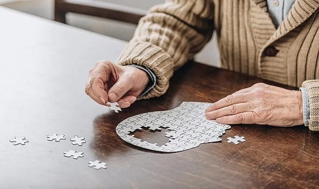 5 Soruda Alzheimer’ı Tanıyın! Alzheimer Nedir?