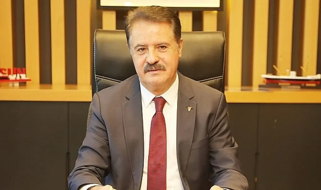Başkan Deveci'den 10 Kasım Mesajı
