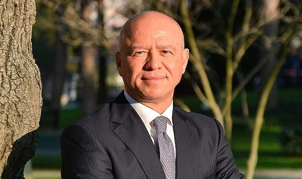 Koç Holding 2023 yılı ilk yarısı geliri ne kadar?