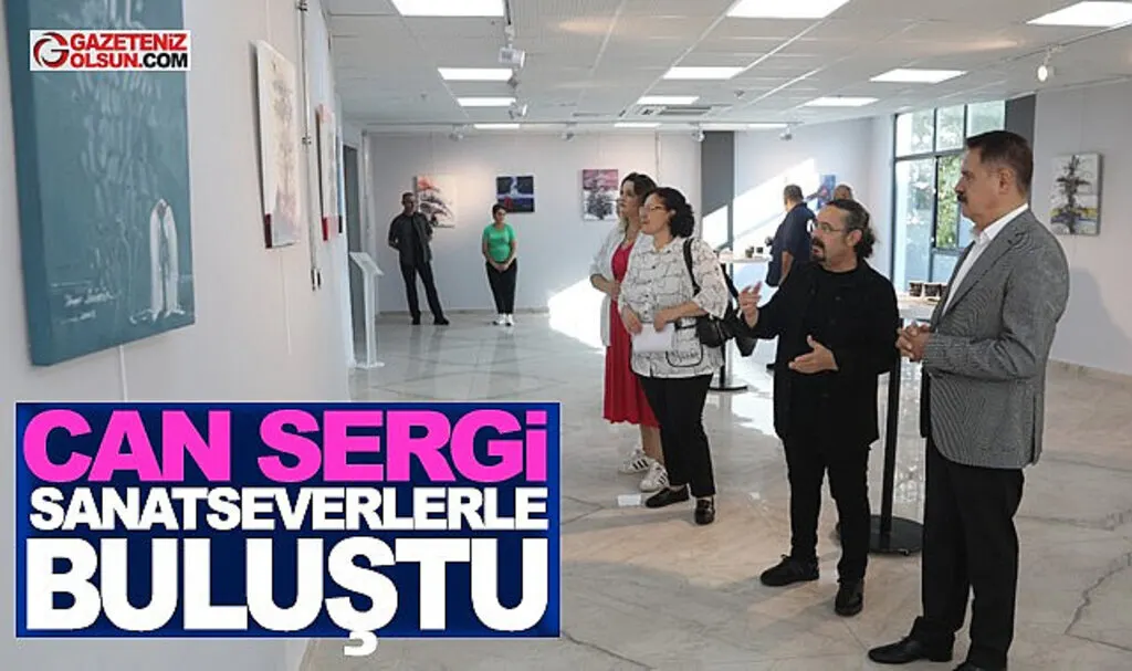 Can Sergi sanatseverlerle buluştu