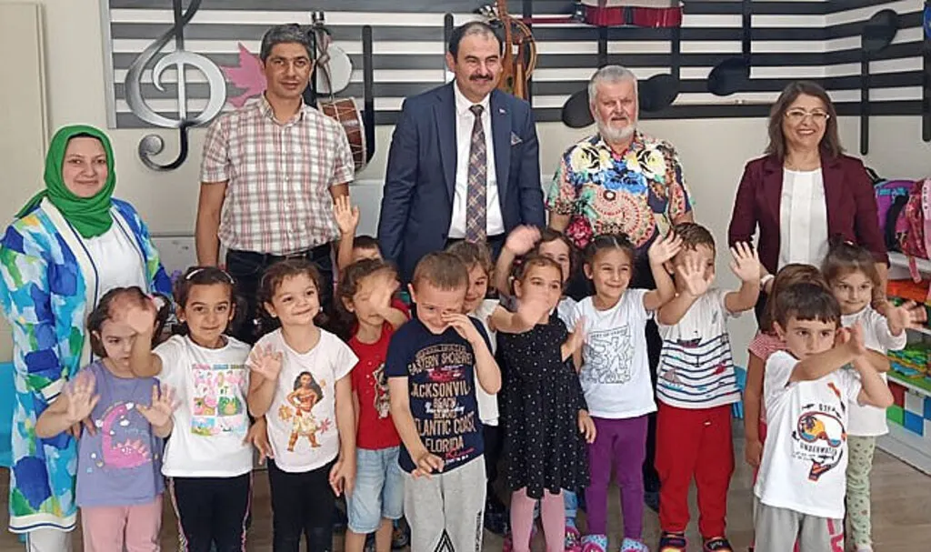 Müdür Zahit Köseoğlu: Küçük yaştaki çocuklarımız bizim önceliğimizdir