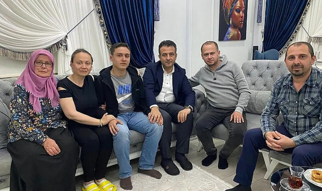 Başkan Halit Doğan'dan Saadet Çay’ın ailesine taziye ziyareti