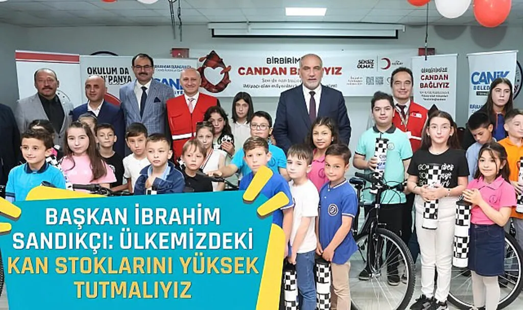 Canik'te kan bağışı yapılmasına katkı sağlayan öğrenciler ödüllerine kavuştu