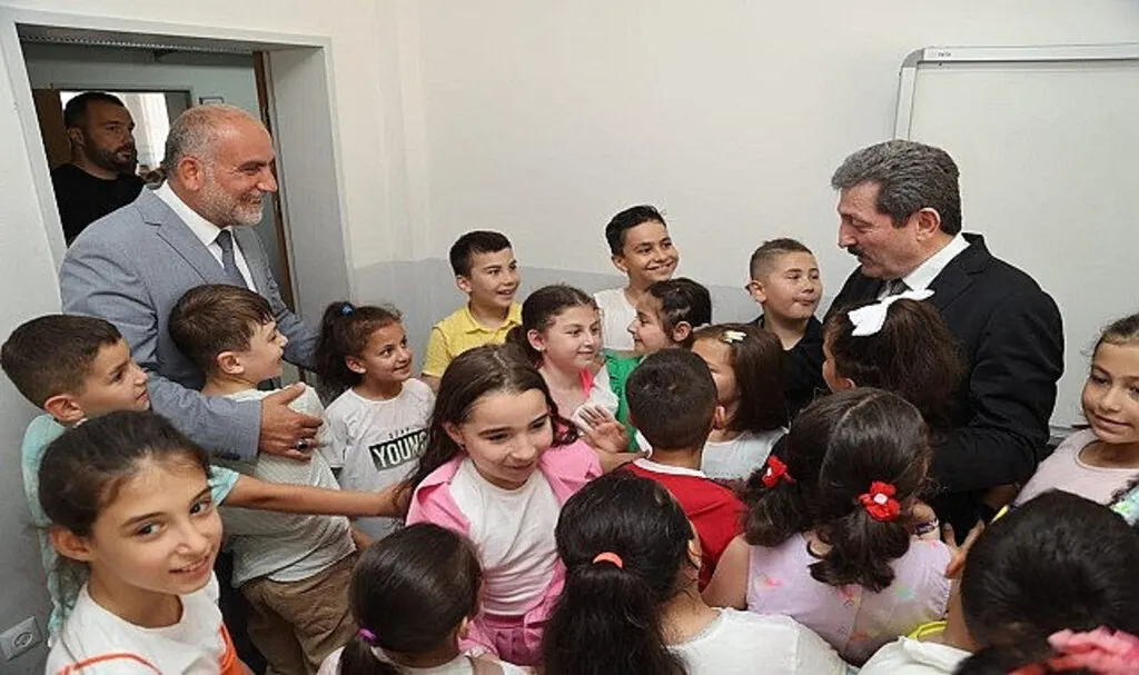 Canik’te Son Ders Zili Çaldı: Başkan İbrahim Sandıkçı Öğrencileri Yalnız Bırakmadı