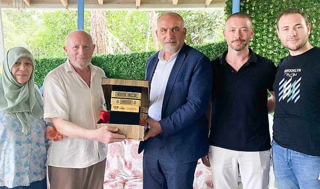 Başkan İbrahim Sandıkçı’dan Hacılara Ziyaret