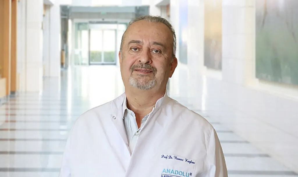 Röportaj - Prof. Dr. Nevrez Koylan böbrek sağlığını güçlendirmenin yollarını paylaştı