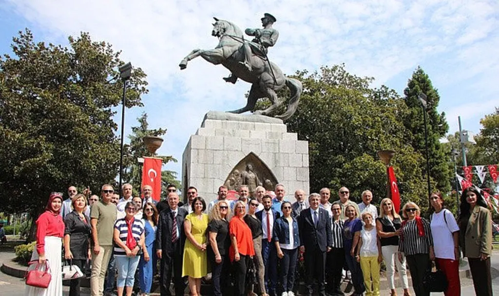CHP Samsun'da 101. yıl dönümlerini kutladı