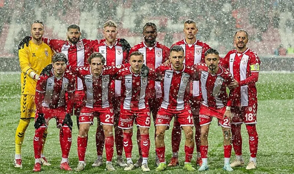 Samsun'da şok sonuç! Samsunspor Rizespor'a 3-2 mağlup oldu