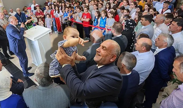 Canik'in Bayramlaşma Programı Doldu Taştı