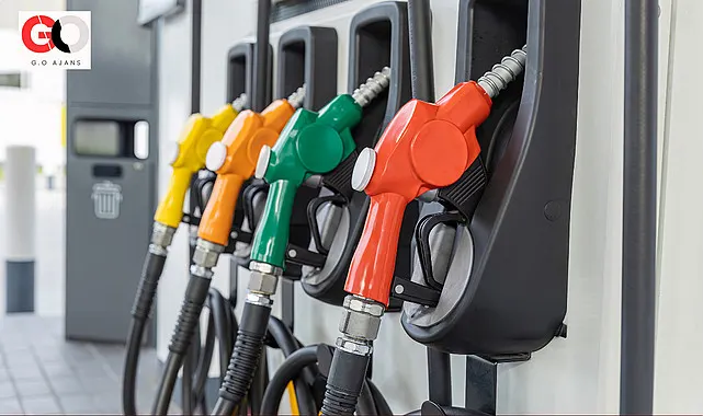 Benzin ve motorin fiyatları değişti Benzin ve motorine beklenen zam geldi 