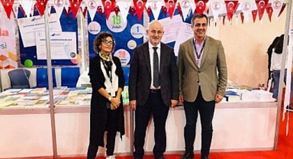 Karadeniz 7. Kitap Fuarı’nda OMÜ standına yoğun ilgi