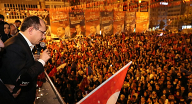 Büyük Türkiye Zaferi Samsun Cumhuriyet Meydanı'nda kutlandı