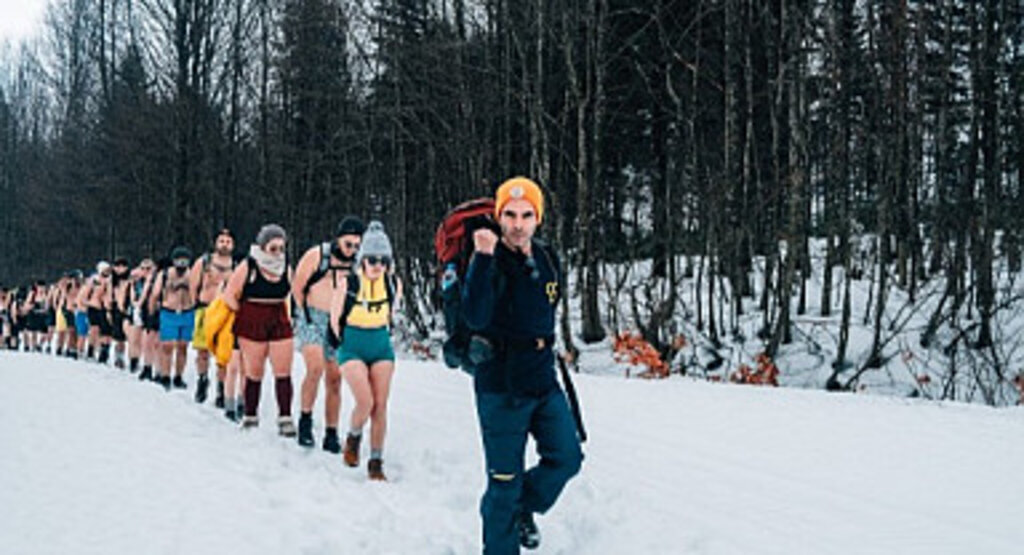 Mayo ile karlı dağlara tırmandılar! Wim Hof Method kış kampı