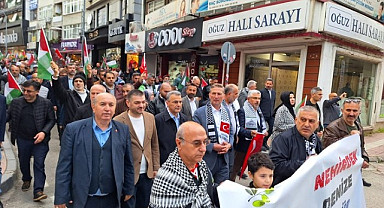 Samsun'da on binler Filistin için yürüdü
