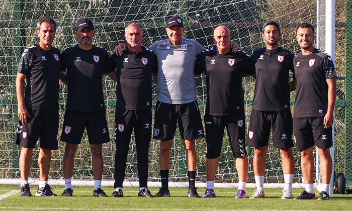 Zsolt Janos Petry Akademi Kalecilerle Çalışmalarını Sürdürüyor