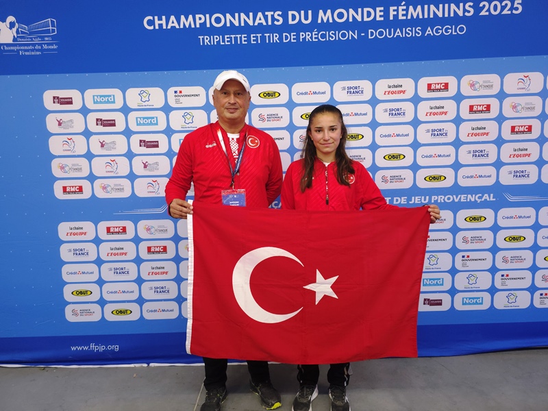 Yağmur Tosun’dan Büyük Başarı!