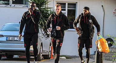 Samsunspor Galatasaray maçı için İstanbul'a hareket etti