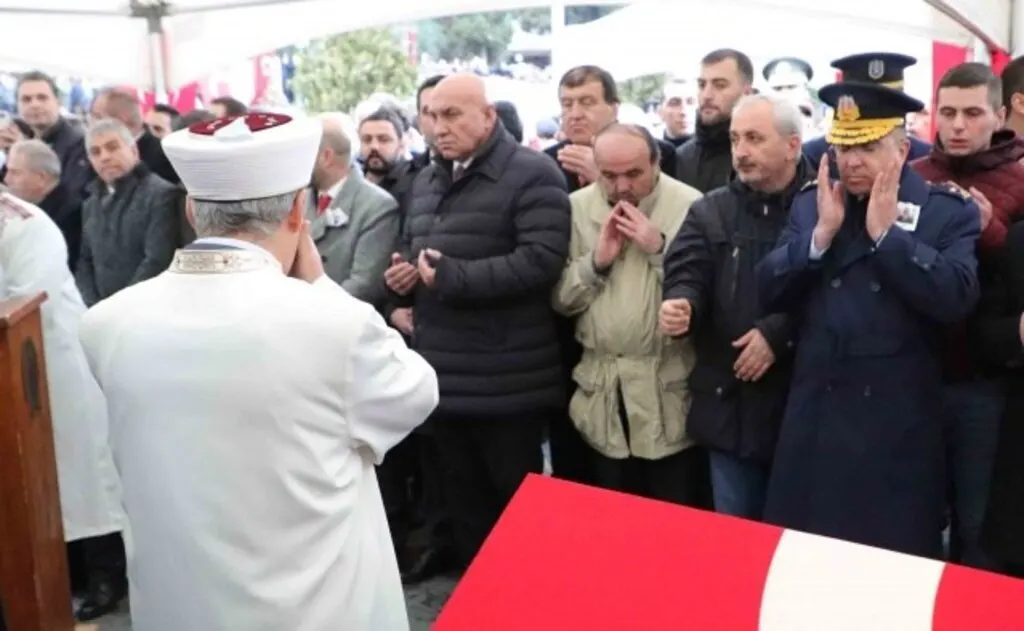 Başkan Yüksel Yıldırım şehidimizi son yolculuğuna uğurladı