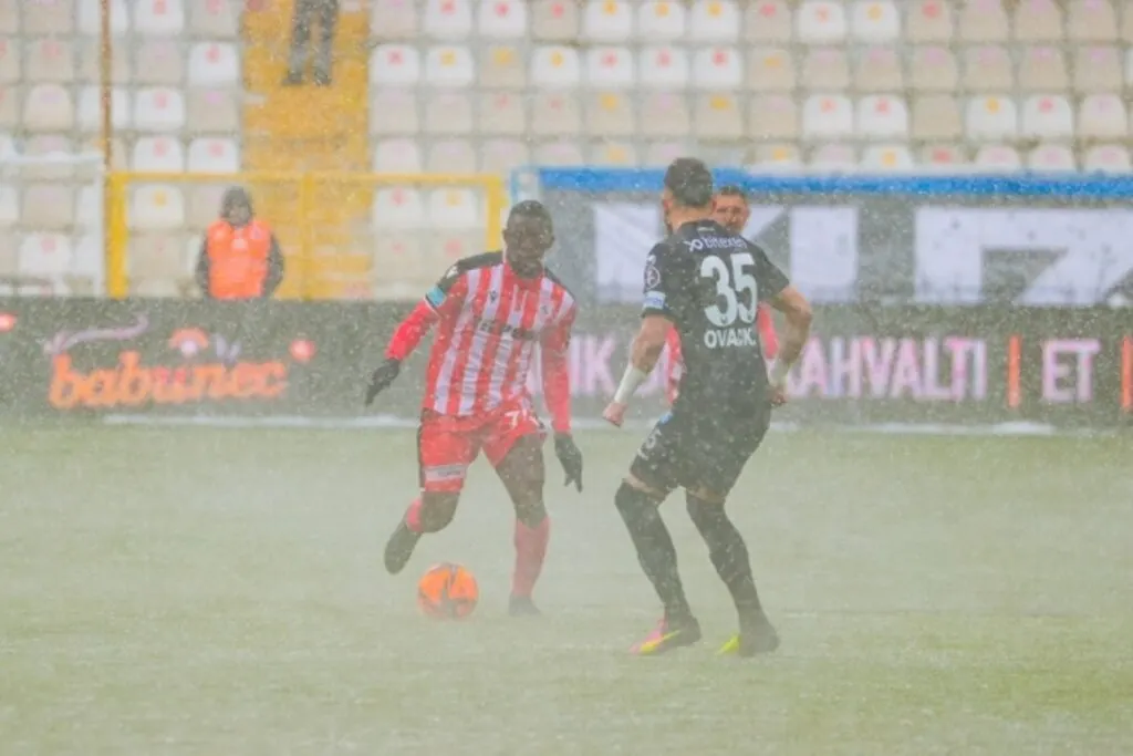 Erzurumspor Samsunspor maçı fotoğrafları