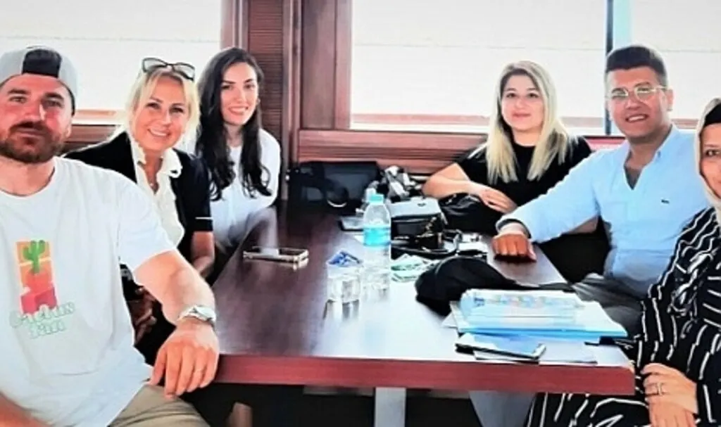 Otizmli Çocuklar Ve Aileleri Yaza Merhaba Dedi