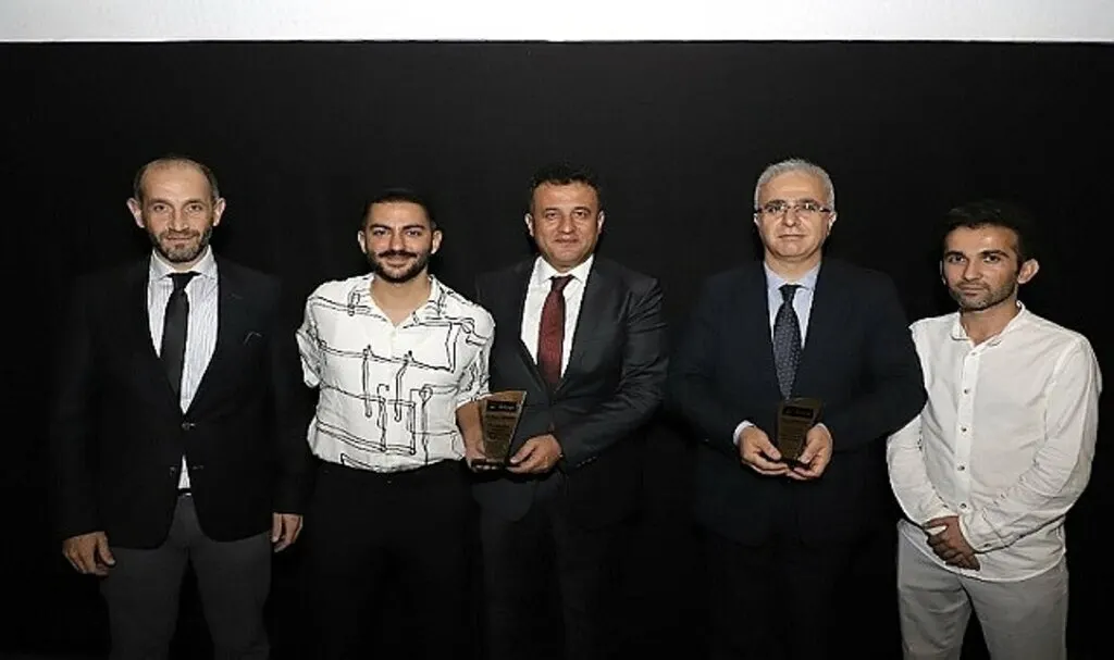Haroşa filmi galası! Haroşa filmi konusu! Haroşa yönetmeni ve oyuncuları!