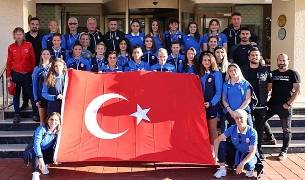 FOMGET AMED Spor'u 1-0 yendi