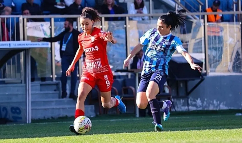 FOMGET Adana İdman Yurdu'nu 3-0 mağlup etti