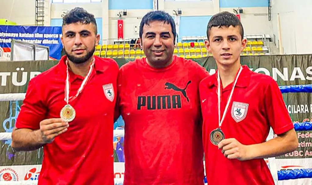 Hasan Osmanlı ve Yunusemre Yurtsever'den büyük başarı