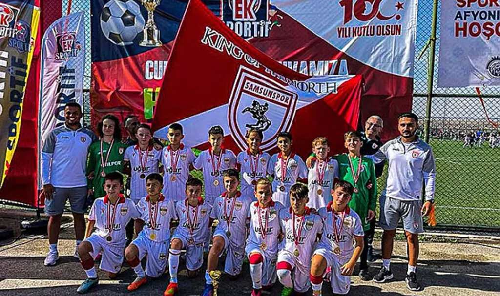 Samsunspor U12 Şampiyon oldu