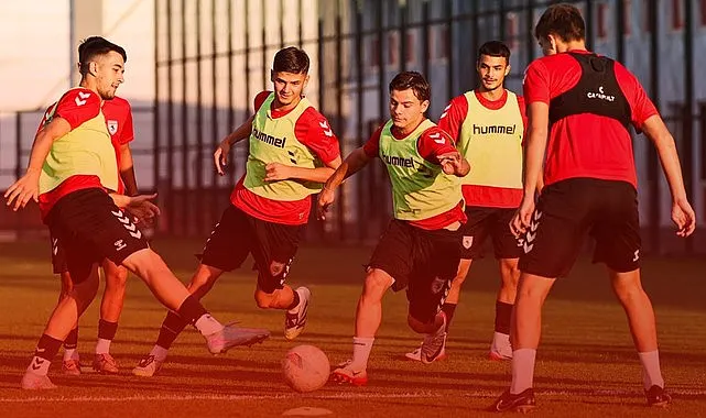 Samsunspor U19 Antalyaspor Maçı Hazırlıklarına Devam Ediyor