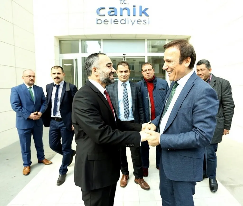 Başkan Osman Genç’e Romanlardan teşekkür
