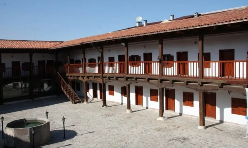 Bir tarih kül oldu