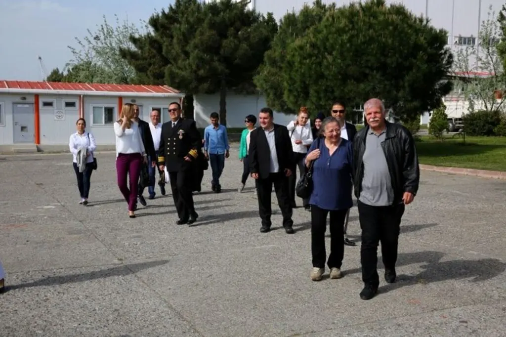 Mehmetçiğe Anneler Günü sürprizi