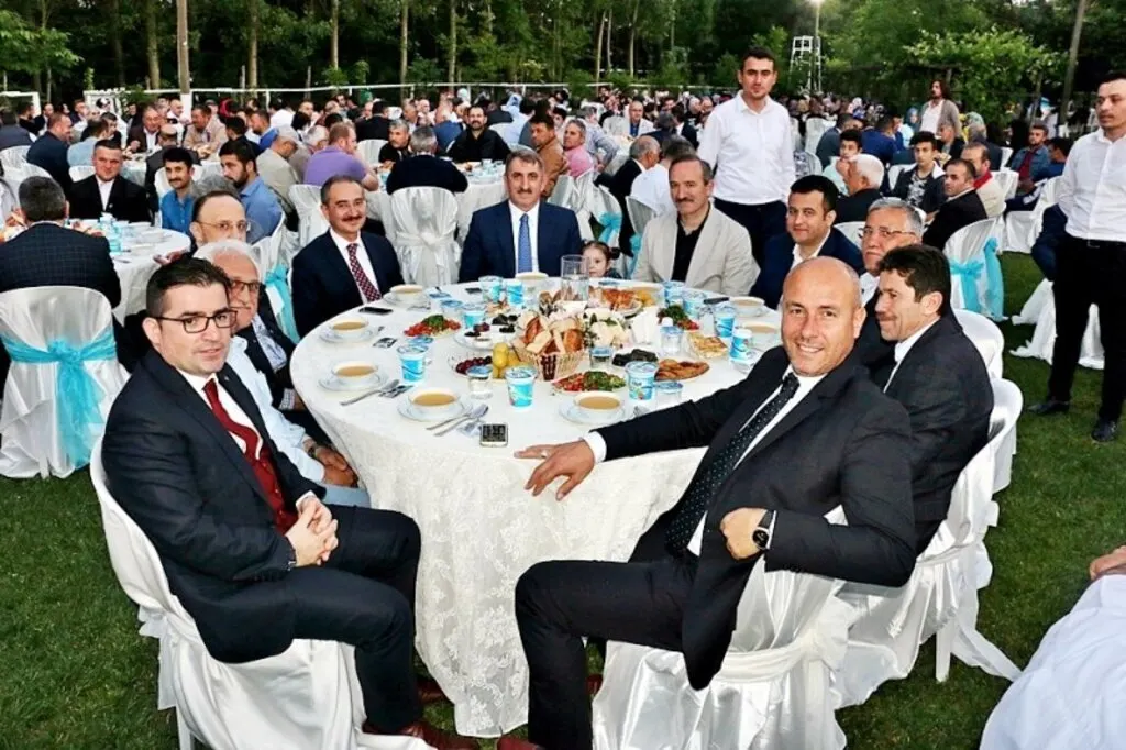 AK Parti Samsun Milletvekili Fuat Köktaş'tan iftar programı