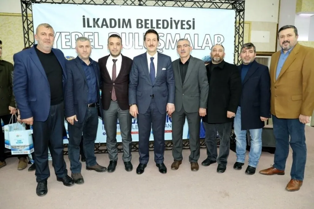 İLKADIM'DA YEREL YÖNETİMLER BULUŞMASI