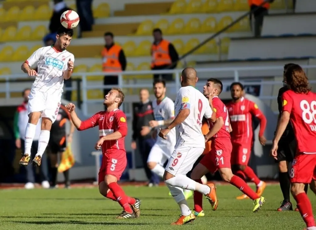 Karşıkaya Samsunspor maçının fotoğrafları, Karşıyaka Samsunspor maçı sonucu: 1-2