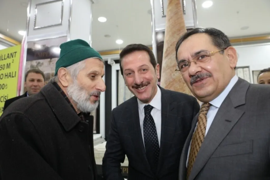 DEMİR VE TOK ESNAFLA BULUŞTU