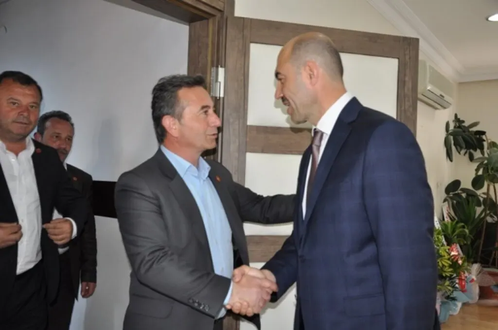Termeli Muhtarlardan Başkan Kılıç’a hayırlı olsun ziyareti