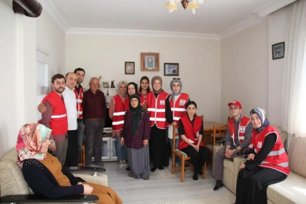 Genç Kızılay Alaçam Temsilciliği'ndan anlamlı etkinlik