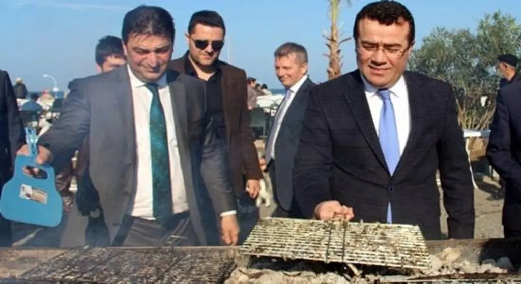 Atakum'da Hamsi festivalinde 3 ton hamsi ikram edildi