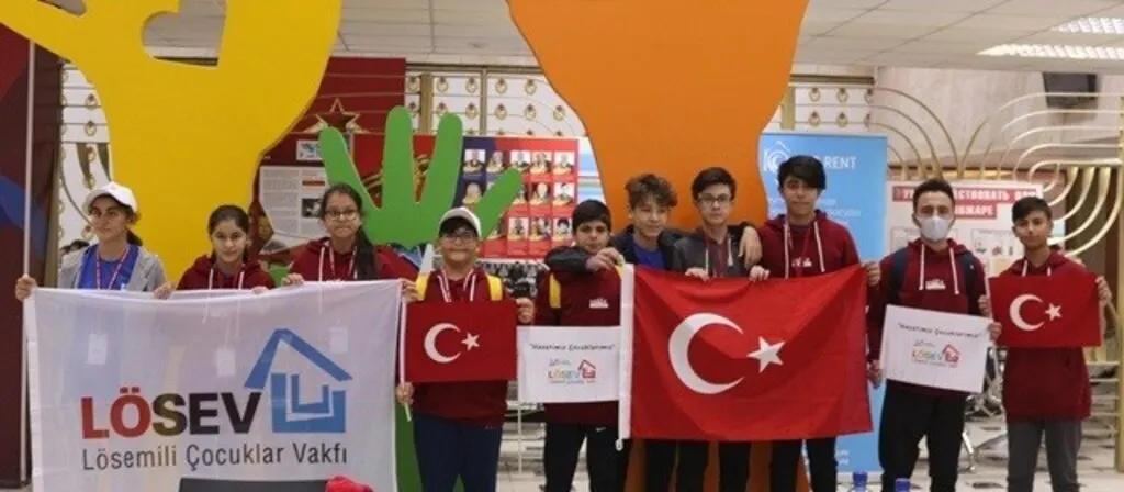 LÖSEV’in desteklediği 10 çocuk 11 madalya ile ülkemize döndü