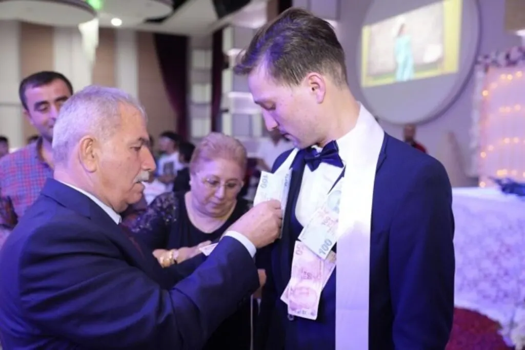 Başkan Demirtaş'tan Hilal ve Rahmi'ye sürpriz